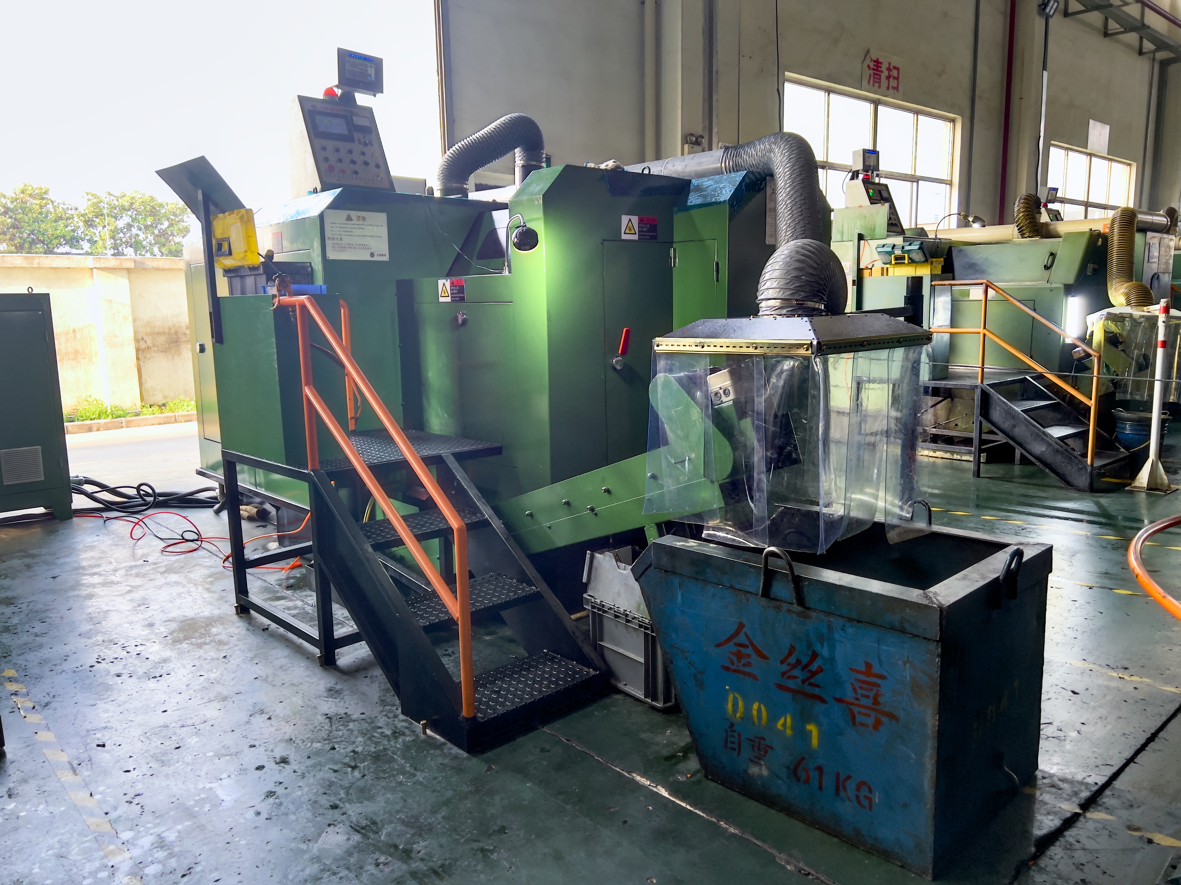 Jinsixi kocht nieuwe machines om de productiecapaciteit van de schroef te verhogen