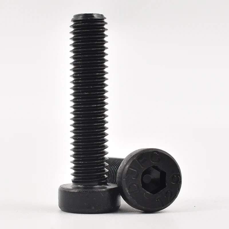 Zwarte oxide hex socket dunne kopdopschroeven